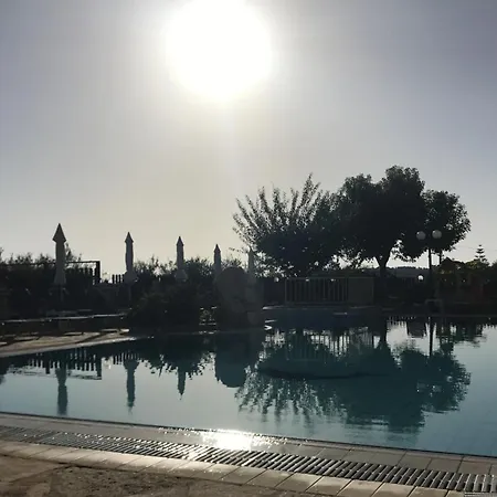 Hotel apartamentowy Ariadne 2*
